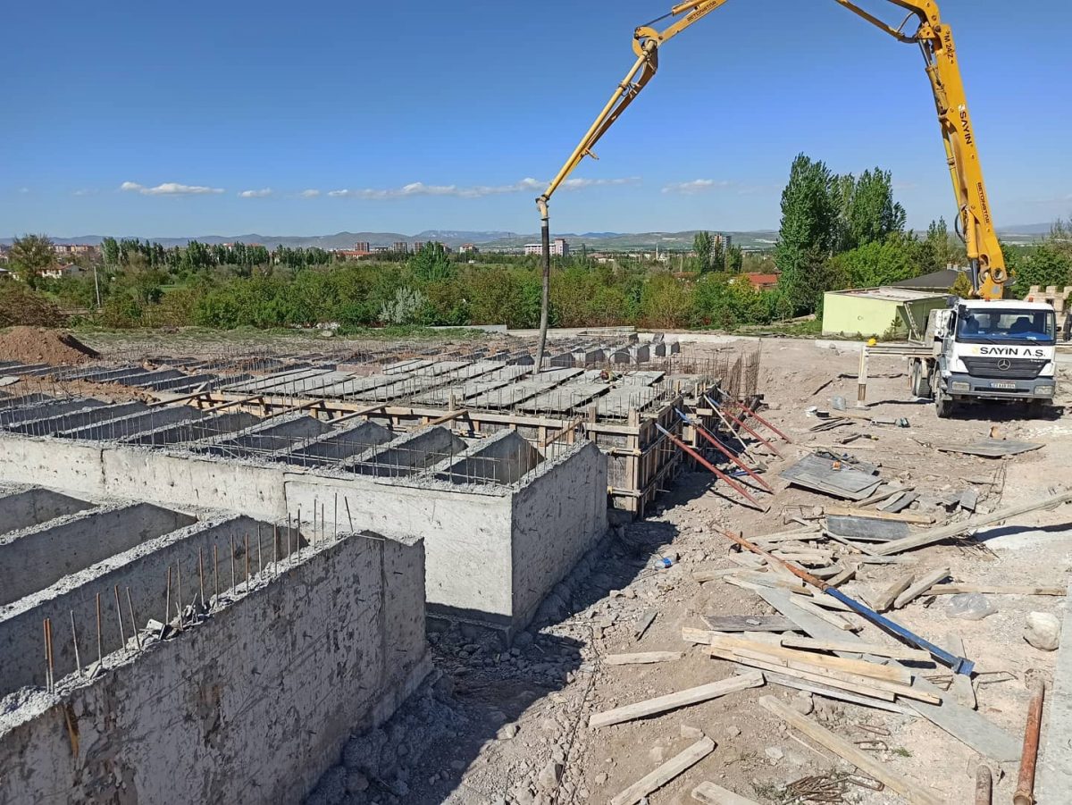 Bahçe İnşaat Betoncusu